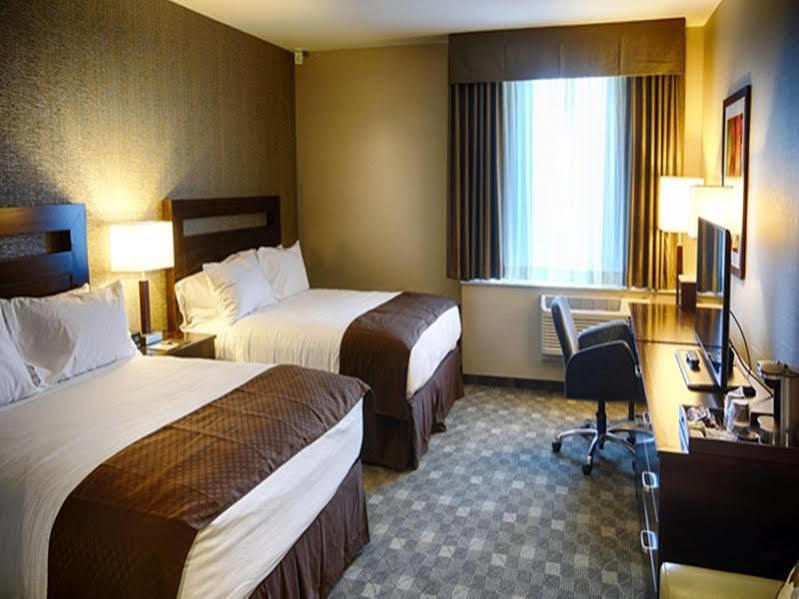 Hotel Doubletree By Hilton Lawrenceburg Exterior foto